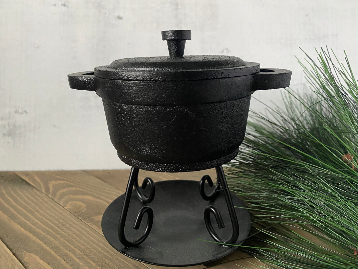 Cast Iron Dutch Oven Wax Warmer